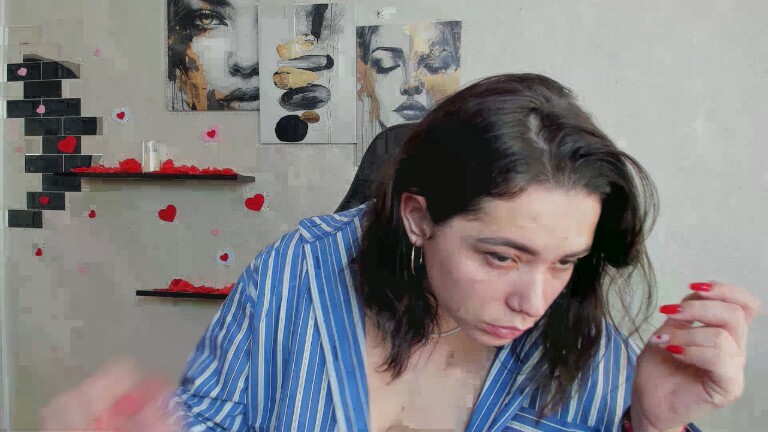 GlamNova's Streamate show and profile