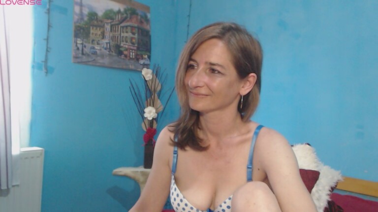 SelenaCade's Streamate show and profile