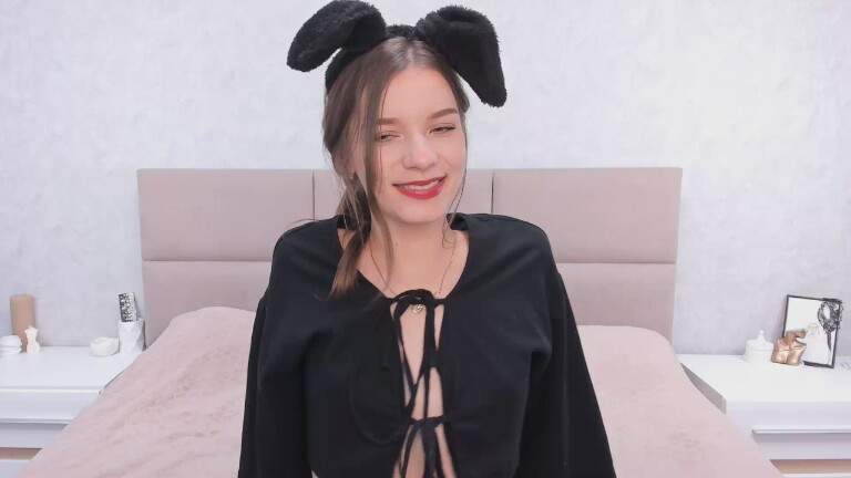 MYasmina's Streamate show and profile