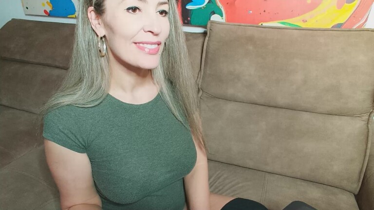 KatieSkyMadison's Streamate show and profile