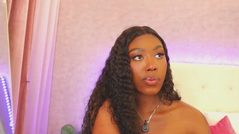 ThianaLopez's Streamate show and profile