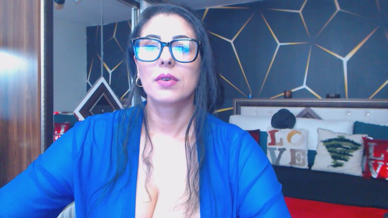 Curly_Sexy's Streamate show and profile