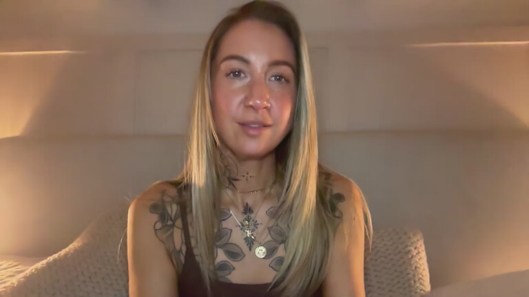 PrettyGreenEyesUK's Streamate show and profile