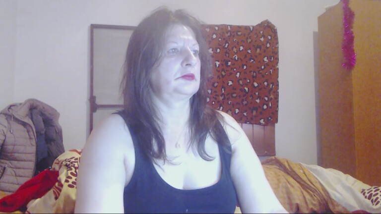 ExtasyMature's Streamate show and profile